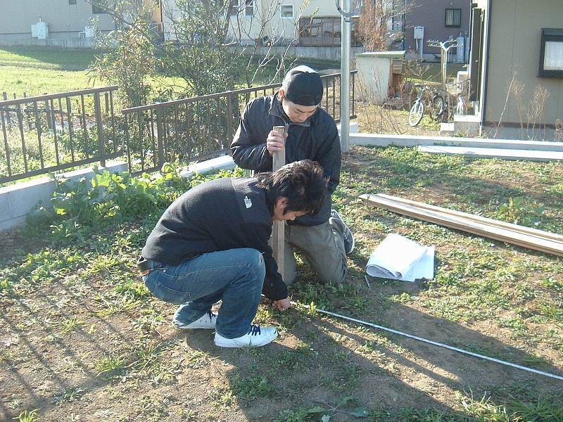 赤い窓の家、真剣031