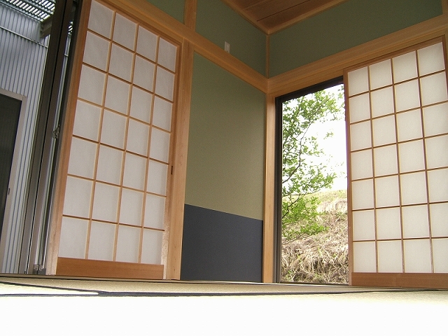 風の透る家、完成100