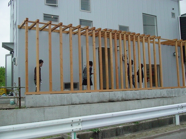 風の透る家、完成136